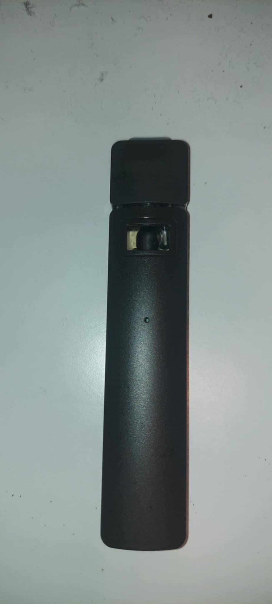 HW 9R Premium Distillate 95% Disposable Vape 1ml